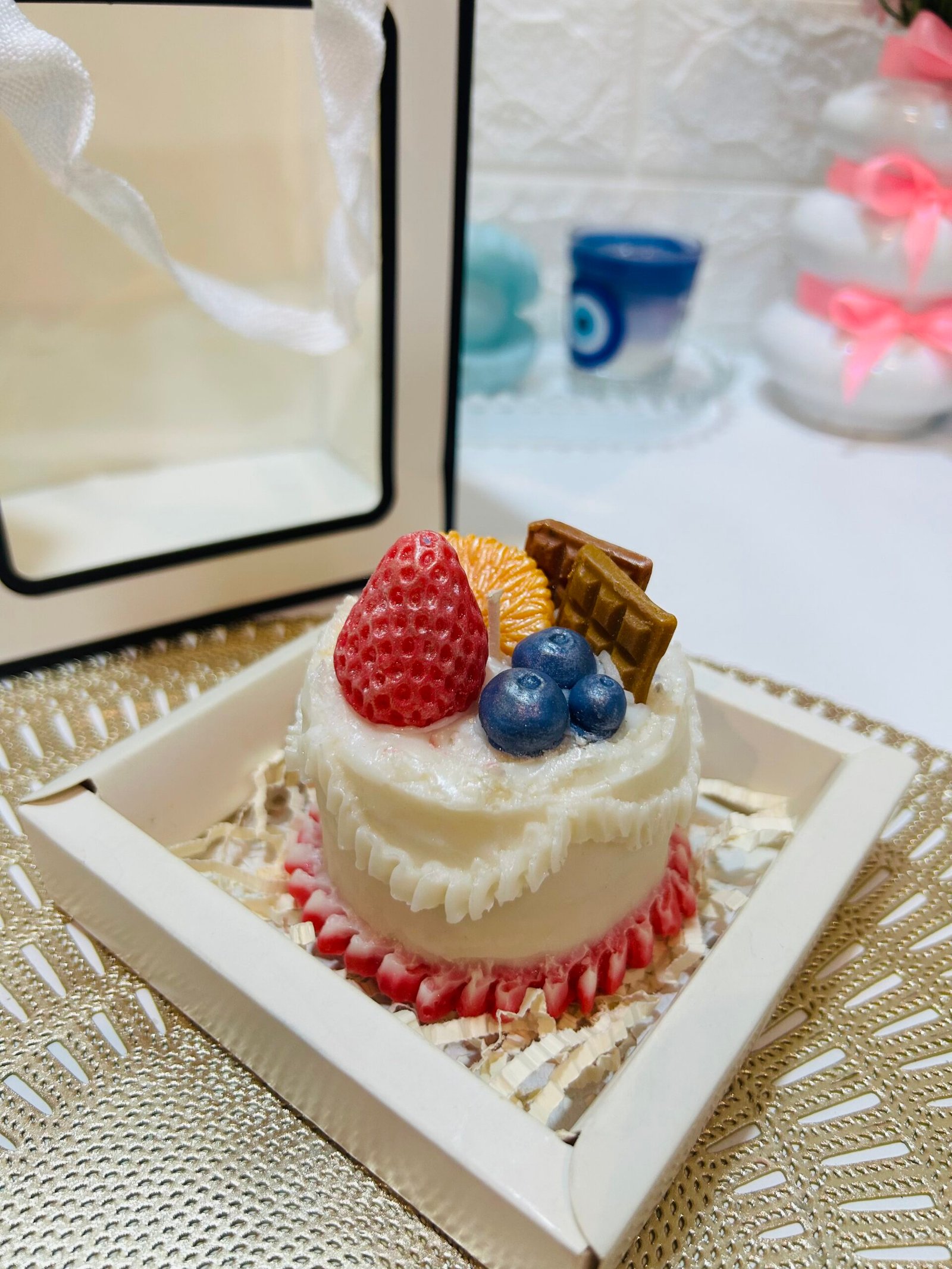 fruit cake candle
